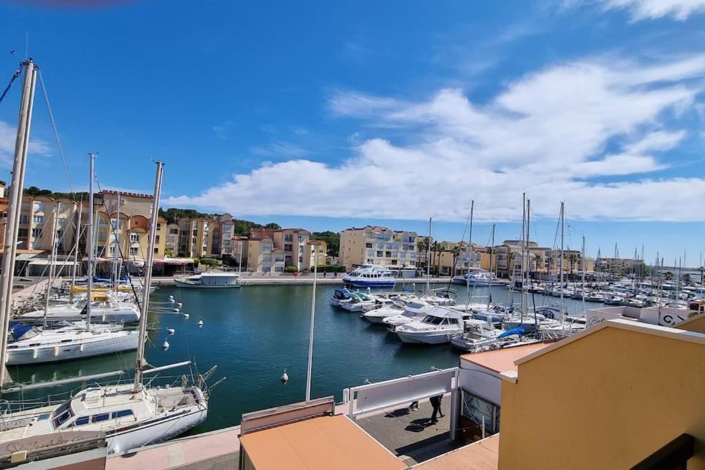 Magnifique Studio Sur Le Port De Груисан Екстериор снимка