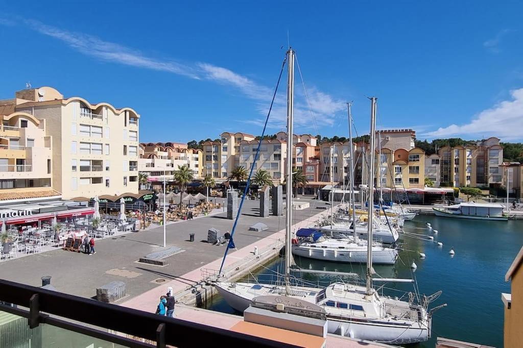 Magnifique Studio Sur Le Port De Груисан Екстериор снимка