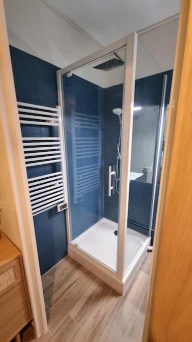 Magnifique Studio Sur Le Port De Груисан Екстериор снимка